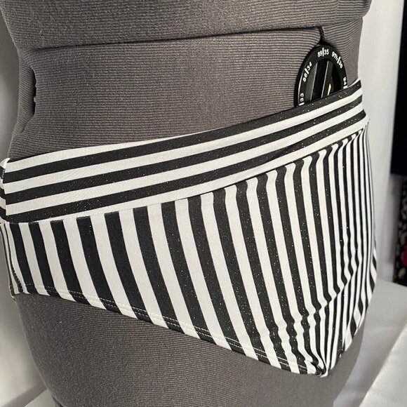 Xhilaration Sexy Black & White Bathing Suit - Picture 9 of 11